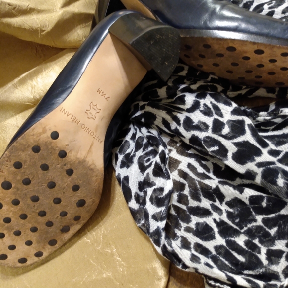 Antonia Melani Shoes - Picture 5 of 8